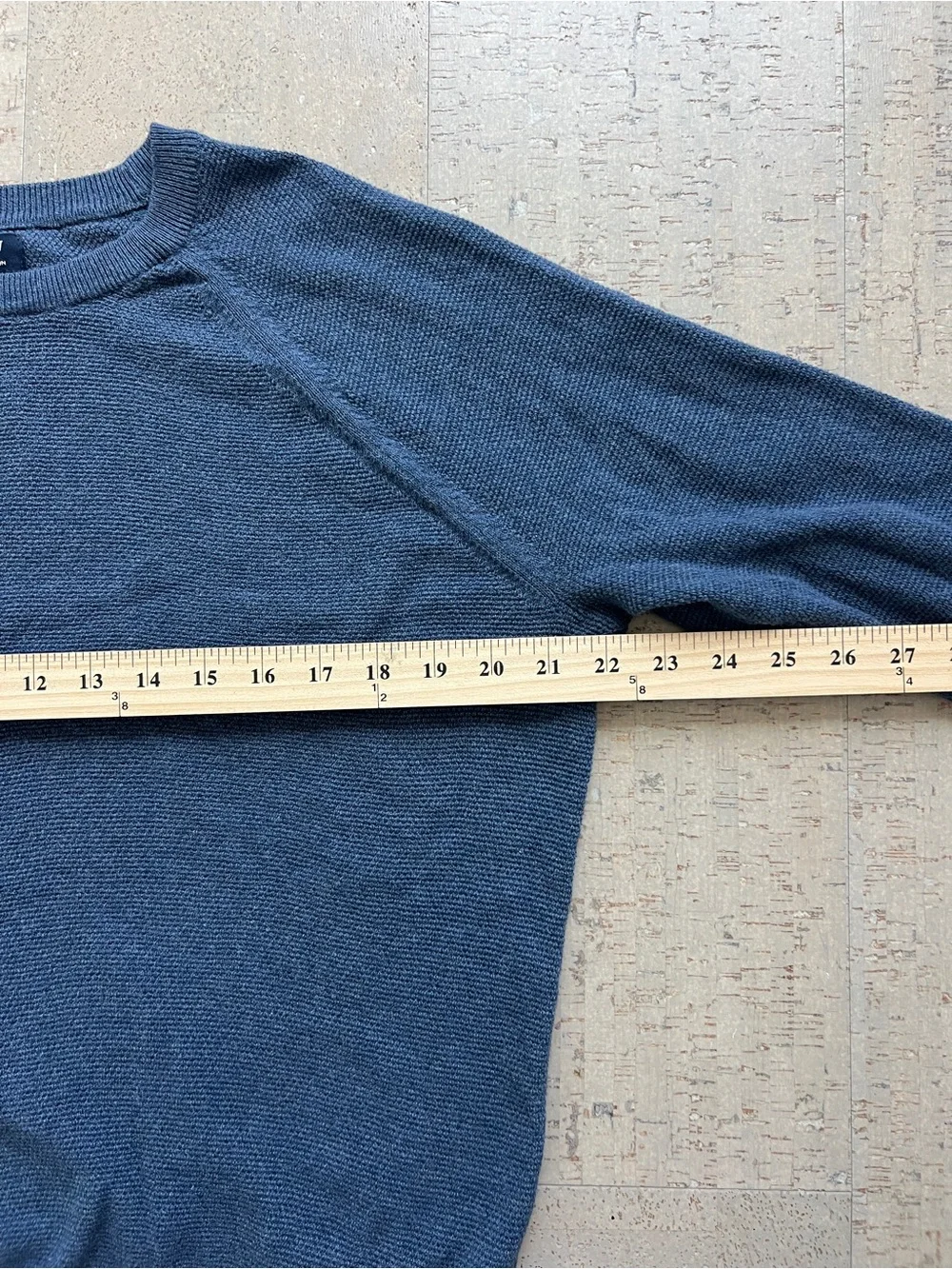 J.Crew Mens Medium Blue 100% Cotton Crewneck Sweater Textured Knit Raglan